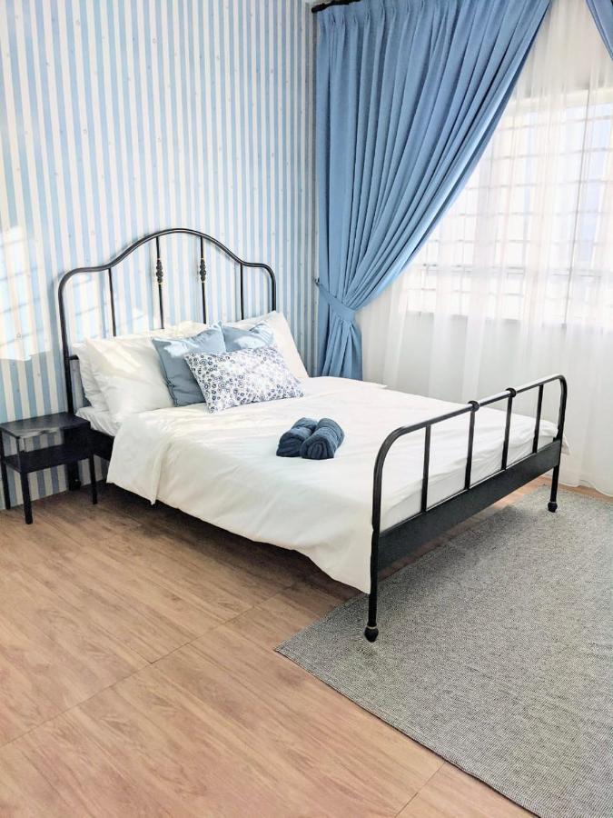 Looking For... A Staycation กัวลาตรังกานู ภายนอก รูปภาพ